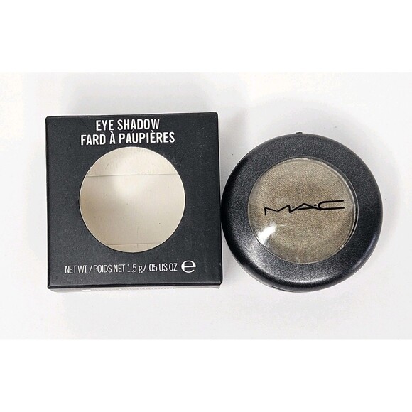 MAC Powder Single Eye Shadow ~ Swimming ~ NEW IN BOX 0.05oz/1.5g - Picture 3 of 7